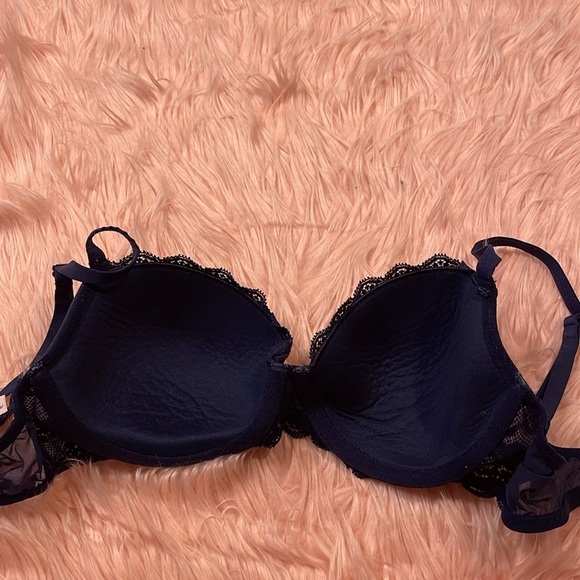 Victoria’s Secret Dream Angels Lined Demi Bra Size 32D - Picture 2 of 4